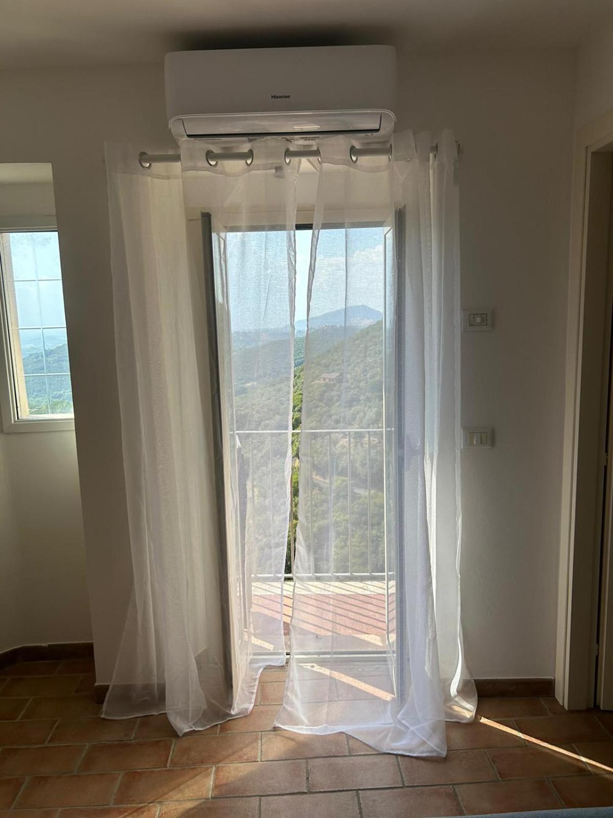 La Casa Della Rocca Daire Roccantica Dış mekan fotoğraf